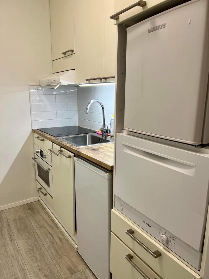 Charming Central Apartment Хельсинки Экстерьер фото